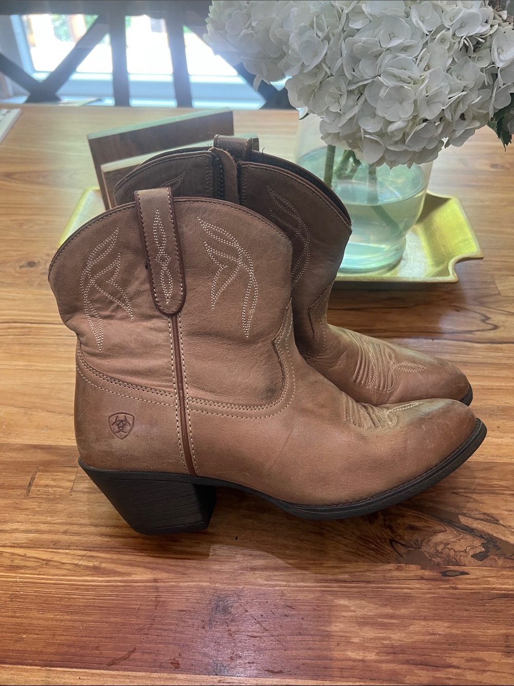 Ariat Tan Camel Leather Western Ankle Booties Cowboy Embroidered Womens 8b